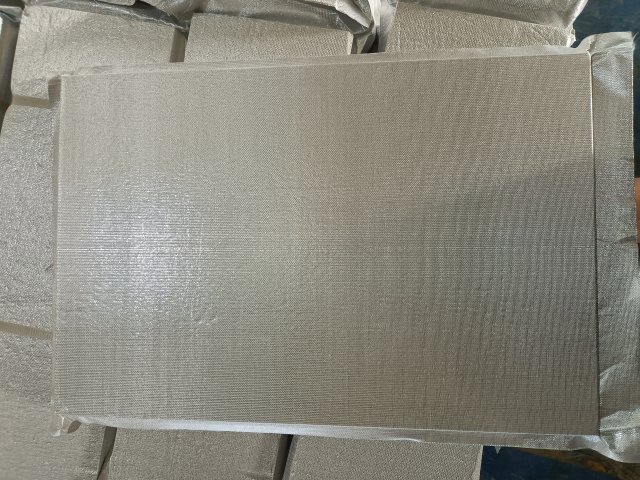 STP保溫板用于電動(dòng)汽車行業(yè)市場“一片藍(lán)?！?></div>
                            <div   id=